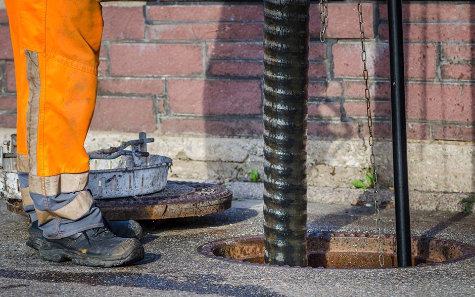 déboucheur à pompe wc Clamart